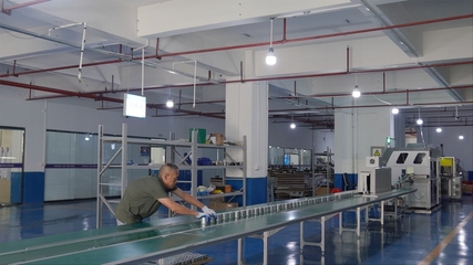 思南:從&ldquo;制造&rdquo;到&ldquo;智造&rdquo; 汽車配件產(chǎn)業(yè)跑出加速度